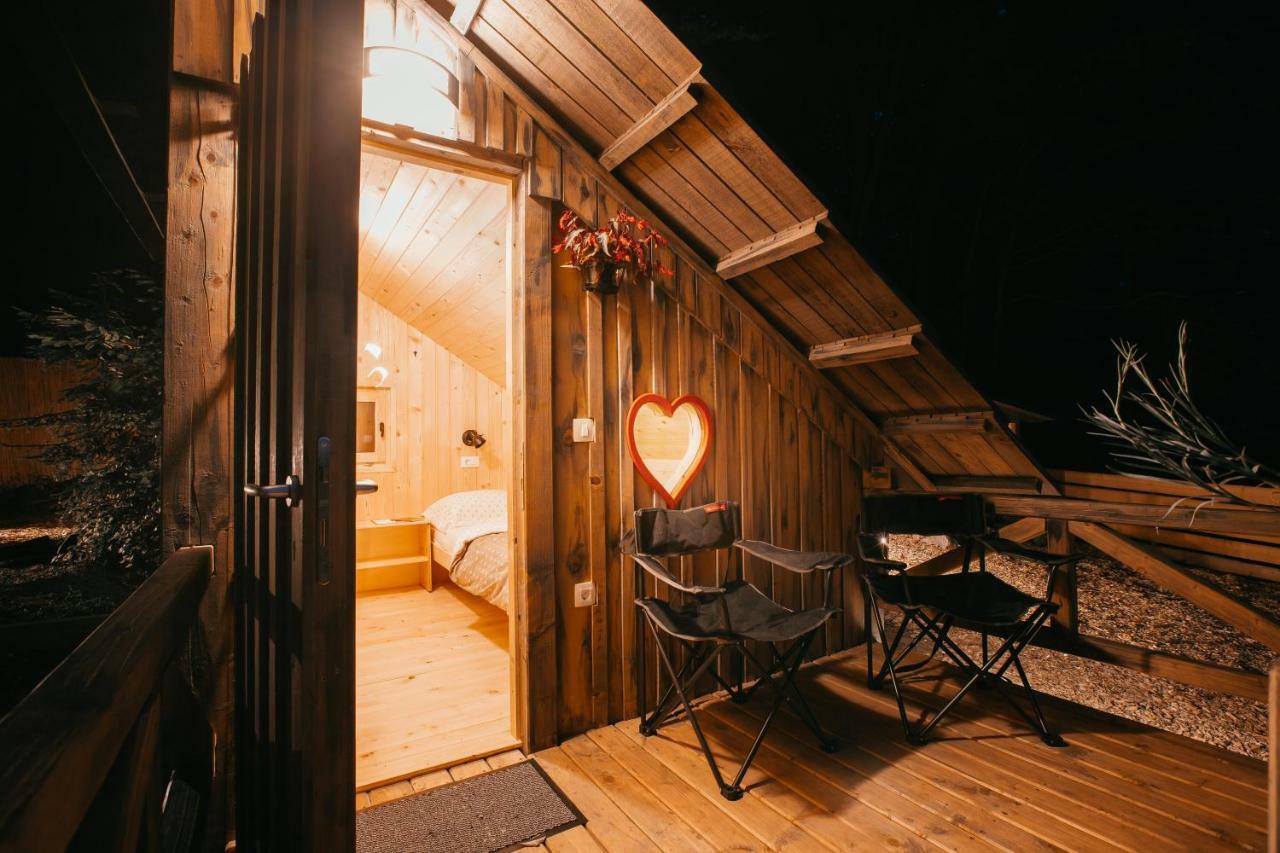 Alp Glamping Village Radovljica Esterno foto